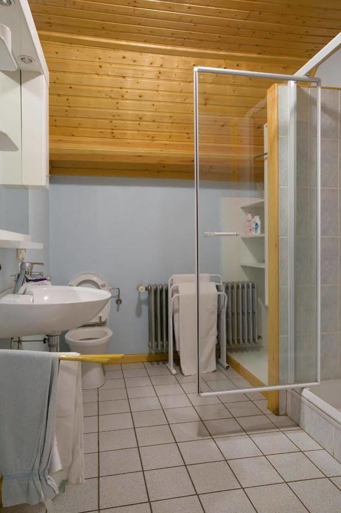 קורטרייק Hotel - B&B Elementum מראה חיצוני תמונה